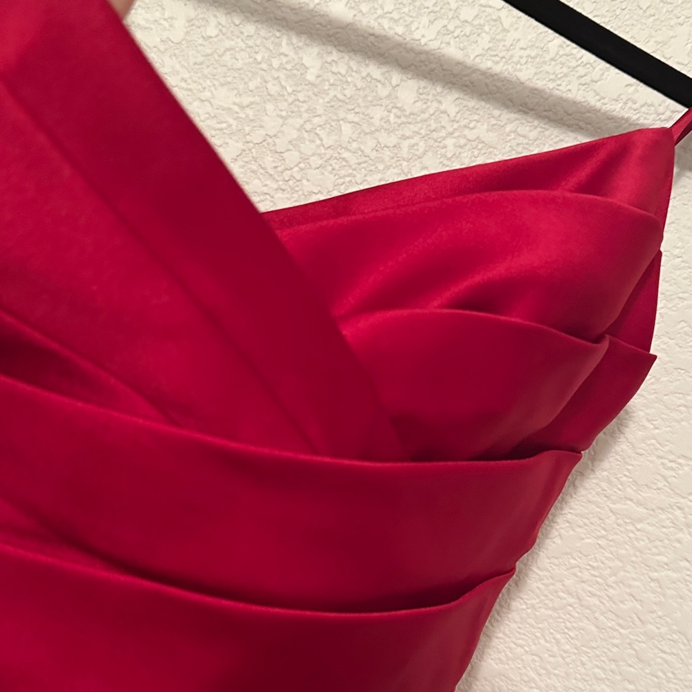 David's Bridal Strapless Scarlet Gown - Picture 5 of 16